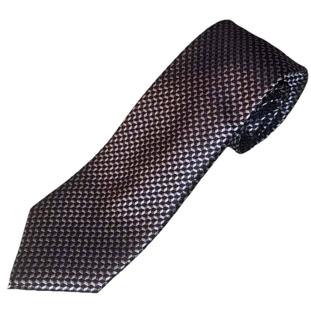 Michael Kors Men's 100% Silk Neck Tie Gray &Silver‎ Geometric 58